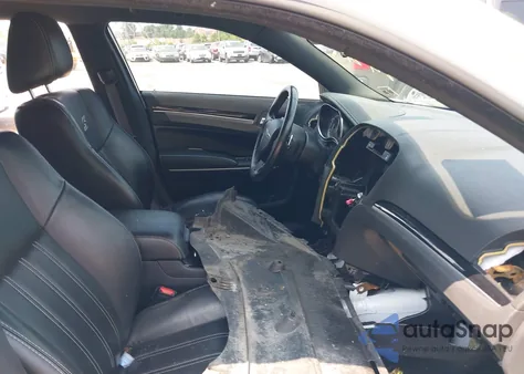 2021 Chrysler 300 300S from USA, damaged, VIN 2C3CCABG0MH545996